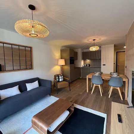 - Superbe Neuf Au Centre, Proche Des Pistes Et Commodites - Fr-1-623-344 Apartman
