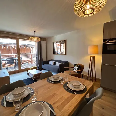 - Superbe Neuf Au Centre, Proche Des Pistes Et Commodites - Fr-1-623-344 *